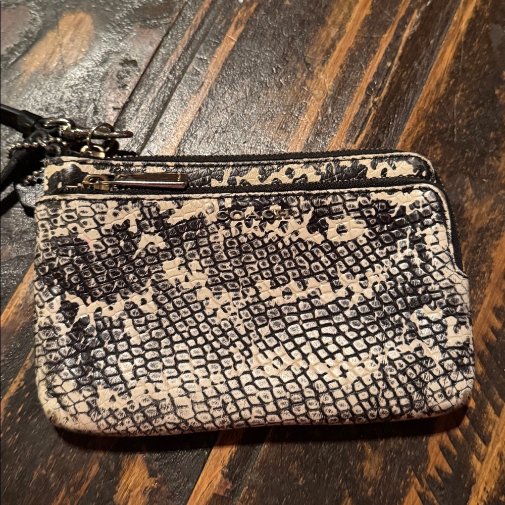 Coach Black and Cream Textured Clutch - Picture 2 of 6